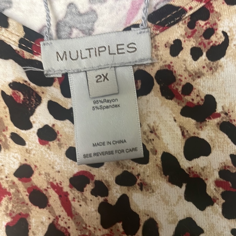 Multiples 2X top - Picture 3 of 6